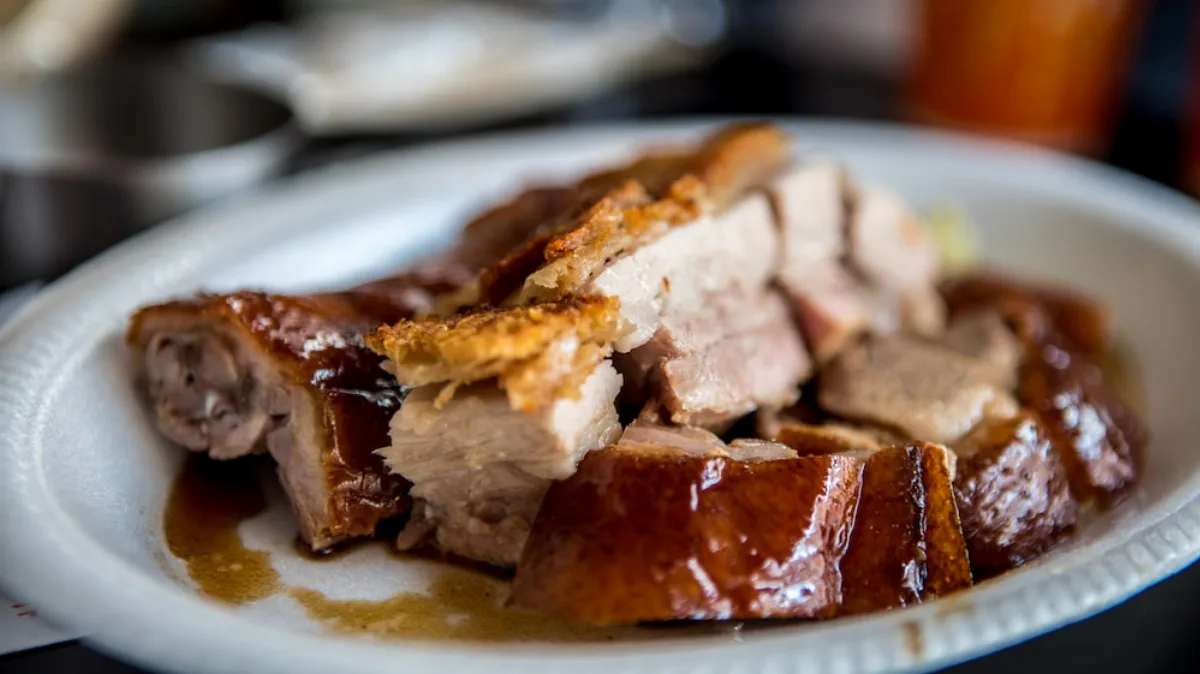 Cómo lograr un cochinillo asado crujiente en horno de casa